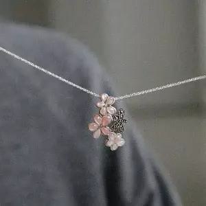 [바이데이지] 핑크자개 플라워 실버 목걸이 Bn0607_P414514712