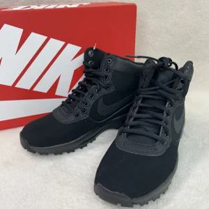 국내매장판 나이키 마노아 돔 부츠 클래식 방한화 844358-003