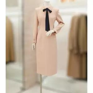 [JJ지고트]타이넥 슬림핏 원피스 GP3A0OP161_DG