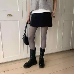 [시크블랙]초로한 코튼 A라인 포켓 미니스커트