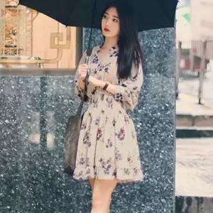 플라워주름미디원피스 예쁜핏 여성스러운 데일리 패션