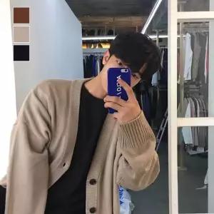 [모로엠] 남성 기본 V넥 오버핏 간절기 가디건 DMS-CA-Q4612530