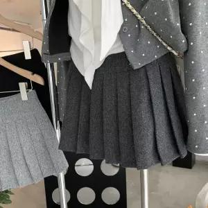 미니코코네 여자 쉬폰 스커트 시폰 도톰한 모직 A라인 플리츠 가을 겨울 비침 방지 솔리드 DOS4