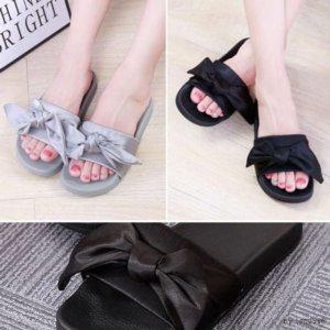매듭리본슬리퍼 인도어용 근무슬리퍼 조리형샌들 퍼홈슈즈 슬리퍼형슈즈 풋웨어 쪼리샌들심플 퍼디테일 홈