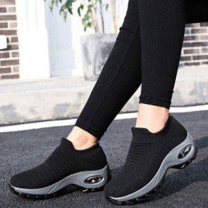 내추럴 여자 에어굽 슬립형 스타일 니트구조 스트릿슈즈 데일리슈즈 어글리디자인 패션슈즈 러닝화홈슬리퍼