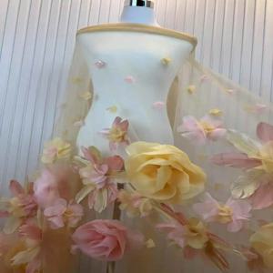 2025 고품질 프랑스어 3D 꽃 레이스 패브릭 깃털 자수 Tulle 아프리카 직물 웨딩 파티 드레스 봉제에 대한 5 야드