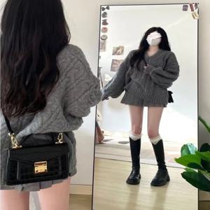 솔트 시리즈 니트웨어 스커트 세트 레이지 스타일 트위스트 스웨터 플리츠 미니 스커트 투피스 가을 겨울 패션 여성복