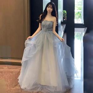 가을 새로운 끈이 없는 이브닝 가운, 우아한 신부 들러리 드레스, 배를 덮고 체중을 보여주고, 호스팅 공주 드레스