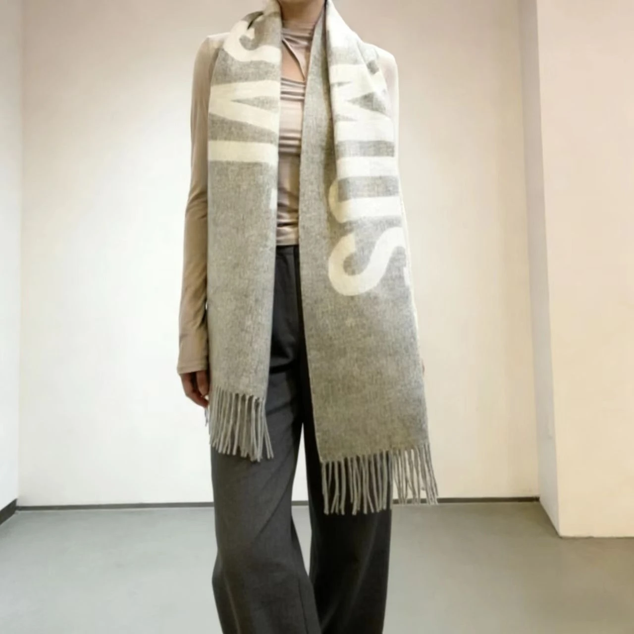 여성용 100% 울 스카프 고급 겨울 두꺼운 따뜻한 목도리 고급 여성 패션 캐시미어 숄 프린트 레터 스타일