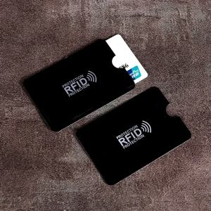 컬러 RFID 차단 신용 은행 카드 슬리브 보호기 알루미늄 호일 안티 스캔 카드 홀더 액세스 제어 카드 키퍼 케이스