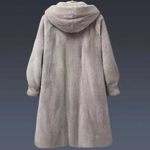 가을 겨울 두꺼운 플러시 코트 여성용 무릎 길이 루즈핏 후드 중간 길이 업그레이드된 인조 모피 재킷 따뜻한 OL 스타일