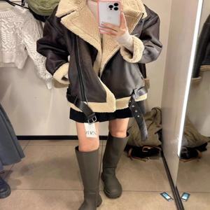 양면 바이커 스타일 재킷 두꺼운 가죽과 모피 통합 신상 가을 겨울 여성 패션 아우터웨어 2025