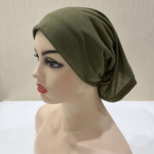 H065 일반 튜브 모자 이슬람 터번 퓨어 컬러 스트레치 내부 Hijabs 모자 착용 준비 Hijab 보닛 아래 여성 머리 스카프
