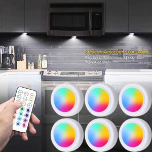 원격 제어 배터리 전원을 사용하는 캐비닛 조명 아래 RGB LED 무선 디밍이 가능한 야간 램프 홈 옷장 조명용 LED 조명