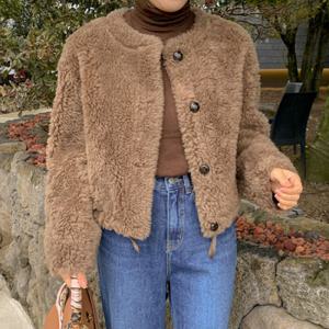 [브리치]  / 리얼 양털 버튼 무스탕 (2color)