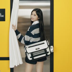 N265ACR520 데이즈 메신저백 13 WHITE