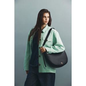 [예약주문][메트로시티] 하프문 크로스백 라지 M243MO5101Z