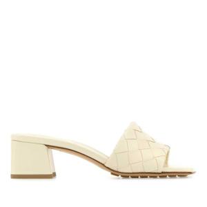 보테가베네타 아이보리 가죽 파르코 샌들 838098V2ED0 9031