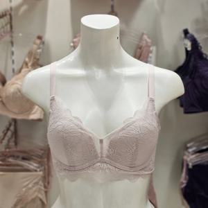 [트라이엄프] 에어라이트 몰드 노와이어 브라 TEWBR231 PK