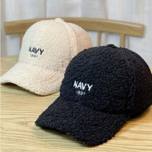 겨울 따뜻한 패션 모자 영문 숫자 자수 뽀글이 볼캡