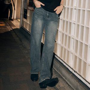 [버커루]남성 플레어 부츠컷 데님팬츠 청바지 B245DP352P