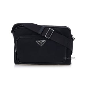 [프라다] FW25 남성 스몰 사피아노 숄더백 2VH190 2DMH F0002 (OOO)