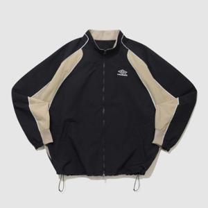 M 엄브로바람막이 CQK UQ121CJK25-BLK 엔지니어드 스탠넥 웜업 바람막이 자켓 / BLACK