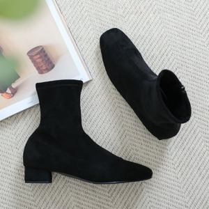 갓슈 뿌고아 옆지퍼 3cm 로우힐 패션 앵클부츠