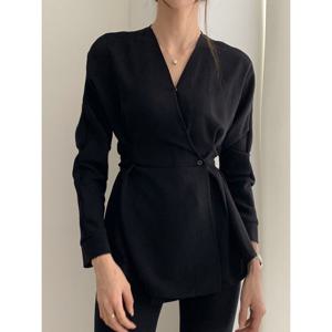 [예쎄][예쎄] BACK 리본포인트 블라우스 (S5FBL017A)