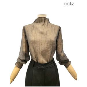 [에이비에프지]시스룩 하이넥 긴팔 블라우스 APZ4QB31J