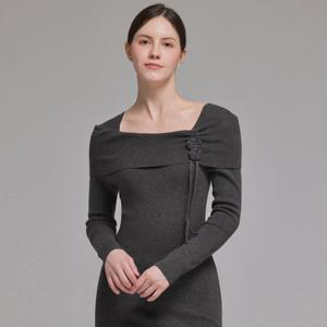 [포커스]플라워 스트링 슬림 라인 니트 원피스 PBINF5W3OP3251