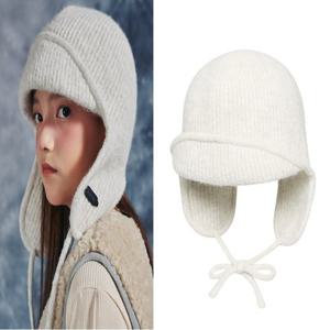 [블루테일] 아이보리 이어플랩 비니 AZH2AH01IV