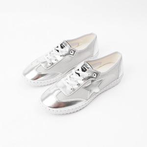 [신난다슈] 여성 스니커즈 운동화 2cm 슬립온 플랫 단화 양가죽 망사 메쉬 MRO253200 실버