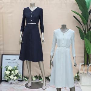 [미니멈]MD 브이넥 스티치 플레어 원피스 MD MYBAWO3180_CJ