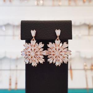 볼라레 세이브존01 눈꽃 드롭 귀걸이 SNE222