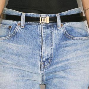 26 SS 생로랑 카산드레 Cassandre 로고 버클 페이턴트 레더 벨트 777966 AAB5I 1000