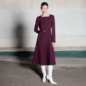 [TAG 499000원][케이엘바이린] 테리 플리츠 플레어 원피스 KWOPPJ0300