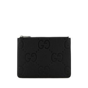 25FW 구찌 파우치 Jumbo 구찌 in pelle a grana con monogram GG goffrato 821102AABY01000 TP565494563