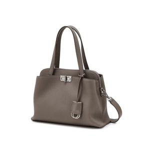 [닥스ACC][선물포장+쇼핑백동봉]베이지 버클장식 소가죽 토트백 DCBA6E198