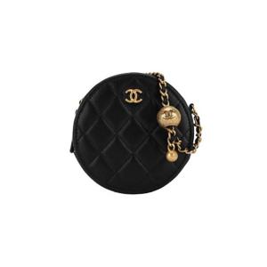 샤넬 체인 달린 미니백 램스킨   골드 메탈 블랙 AP1449-B02916-94305