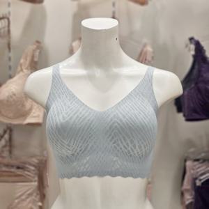 [트라이엄프] 블리스 어깨끈조절 피티니스 브라렛 SLES88R400 Y1