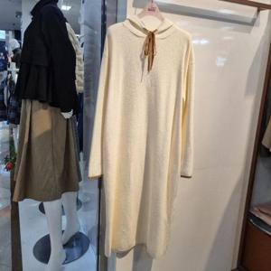 수스 HC36 배색니트후드OP S224NOJB01