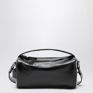 프라다 블랙 가죽 지퍼 클로저 숄더백 2VH188DOO2CYR F0002
