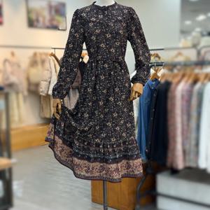 [써스데이아일랜드]플라워 패턴 배색 원피스 t248aop639