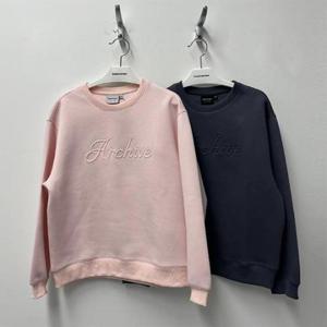 인터크루 HC10 여성 맨투맨 볼륨감 티셔츠 ITZ1TM51A