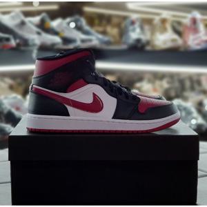 에어조던 1 미드 브레드토 554724-066