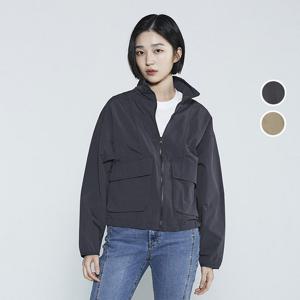 [버커루]여성 나일론 크롭기장 하이넥 점퍼 B231JP530P