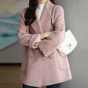 [드레스허그] 헤링본 루즈 더블카라 코트_231118_ZP09