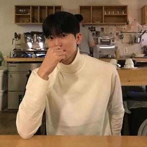 [25FW]터틀넥 니트_3colors