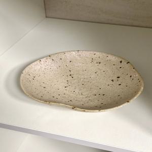 도자기 접시 점박이 플레이트 브런치 그릇 플레이팅접시